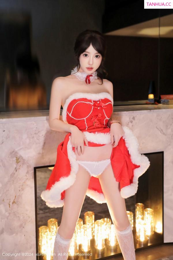   [XiuRen]高清写真图 2024.12.24 No.9650 桃妖天 圣诞主题第14张图片